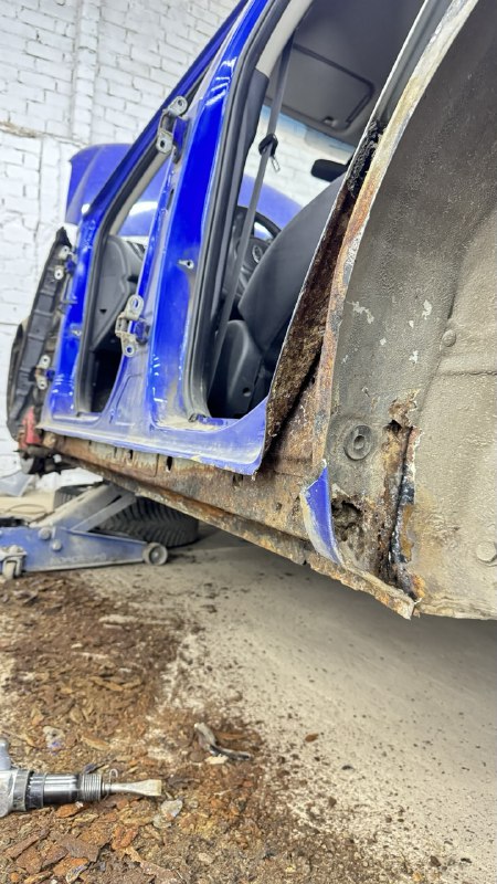 VW GOLF во время ремонта