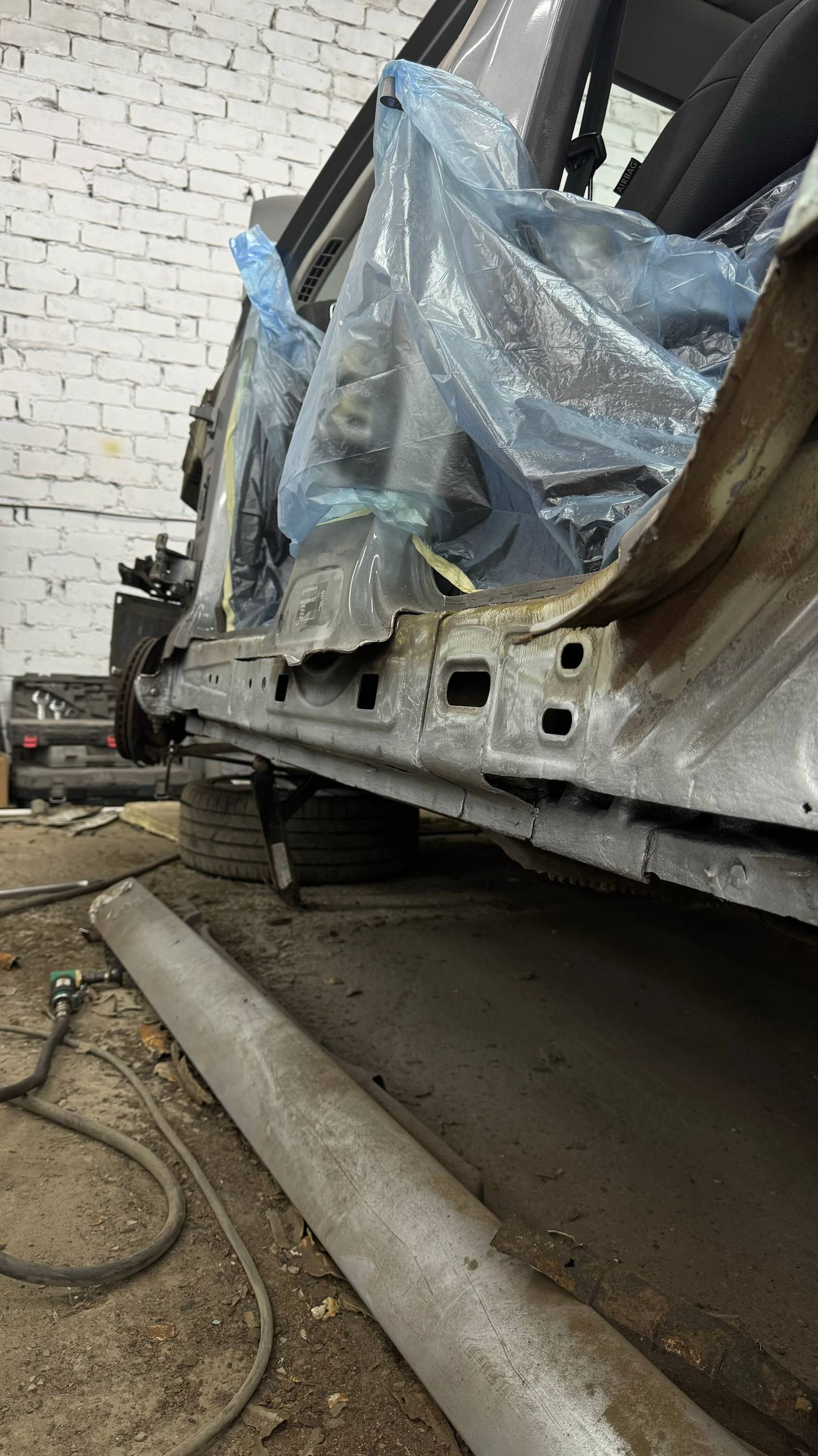 VW GOLF во время ремонта